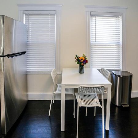 Modern Two Bedroom Condo - Boston Stoneham ภายนอก รูปภาพ