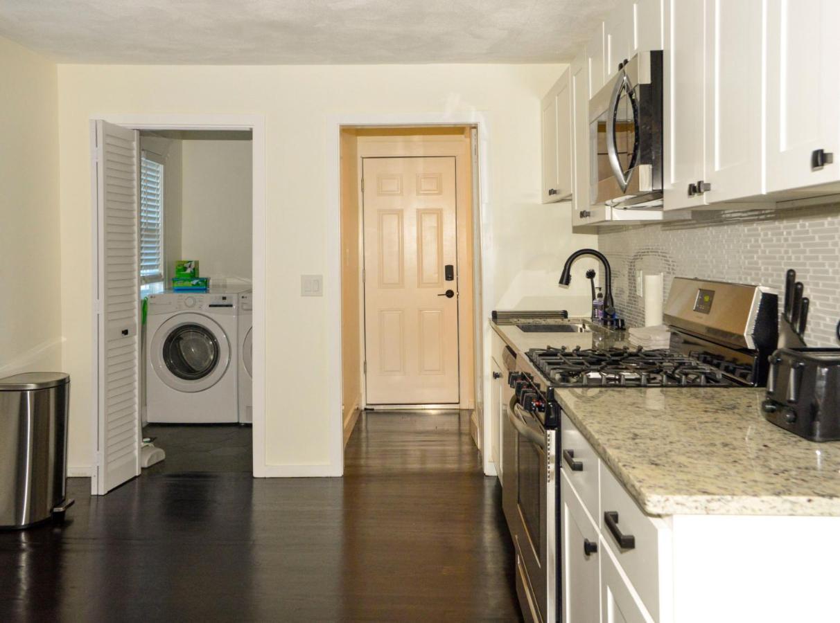 Modern Two Bedroom Condo - Boston Stoneham ภายนอก รูปภาพ