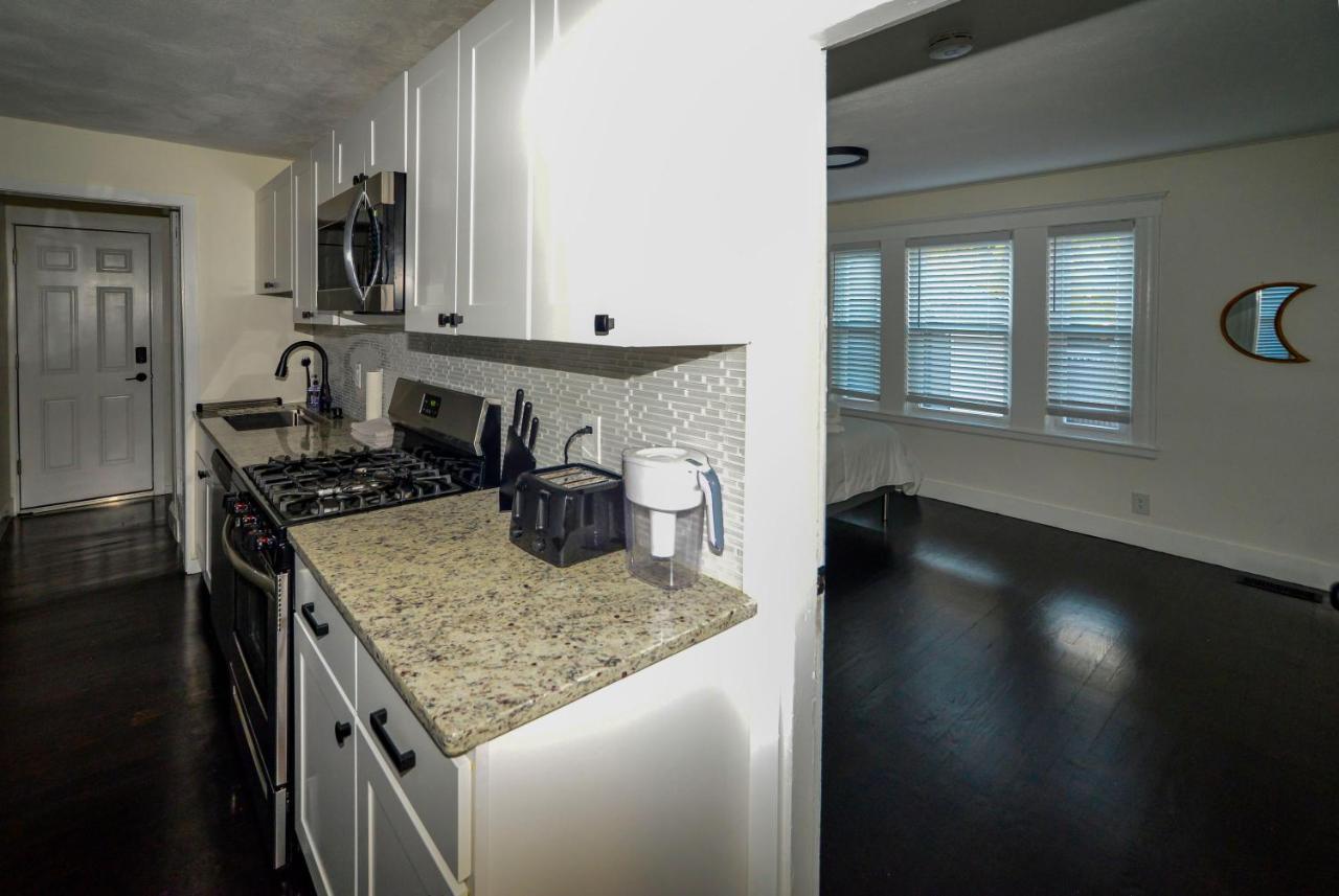 Modern Two Bedroom Condo - Boston Stoneham ภายนอก รูปภาพ